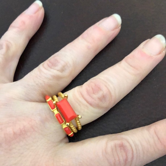 Gold tone multilayer ring with with colored stone - Picture 5 of 8